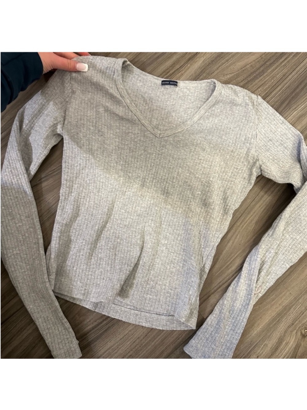 Brandy Melville Light Gray Ribbed V-Neck Long Sleeve Top